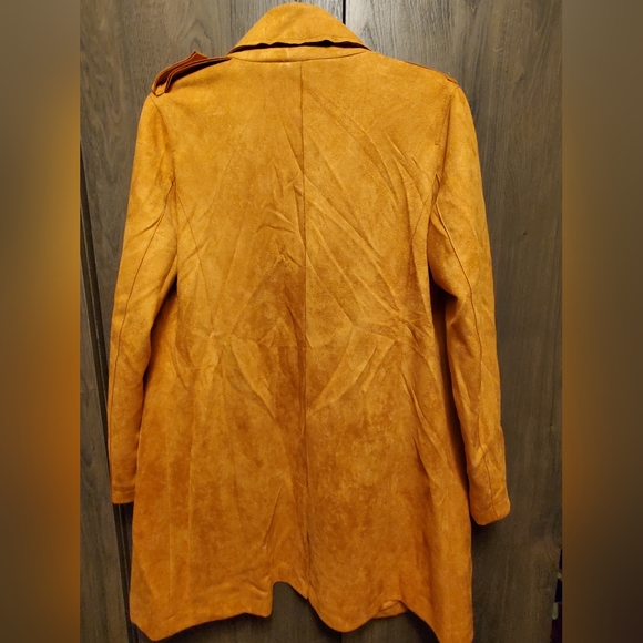Soft Suede Tan Trench Coat Jacket EUC - Picture 7 of 7